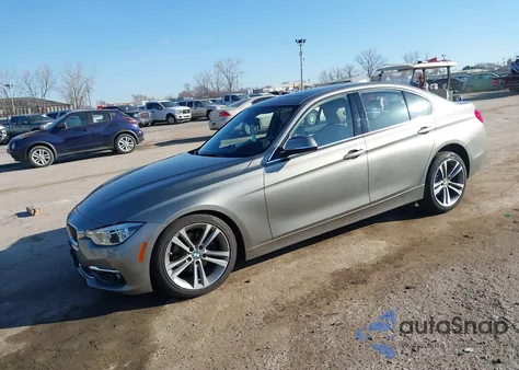 2018 BMW 330I xDrive z USA, uszkodzony, nr VIN WBA8D9C57JA615088